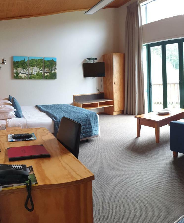 Waitomo Lodge Te Kuiti Exterior photo